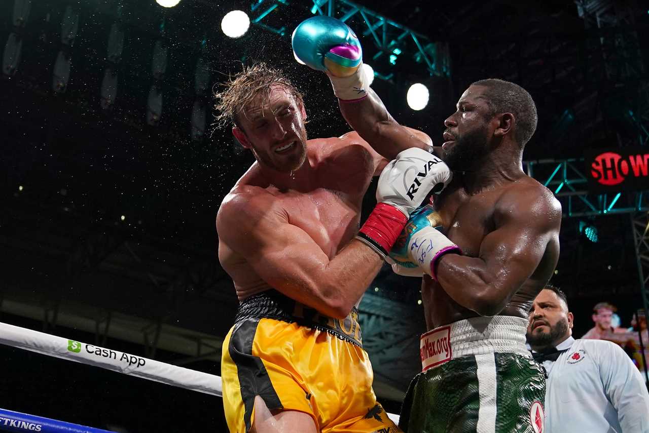 Manny Pacquiao attacks Floyd Mayweather's fight with Logan Paul and claims that his rival can't help but beat Errol Spence Jr.