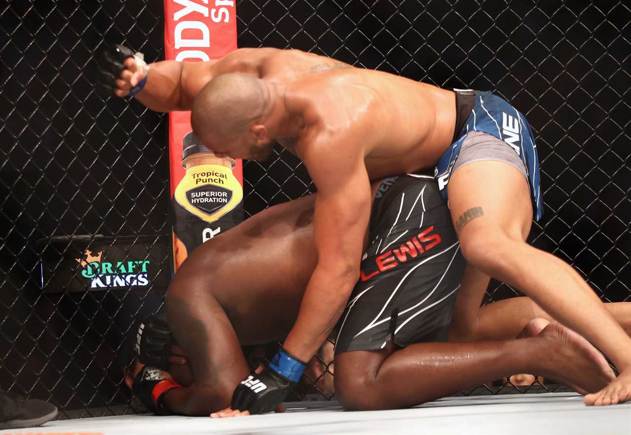 Watch Ciryl Gane stop Derrick Lewis brutally at UFC 265 in order to win the interim title. Francis Ngannou calls him out.