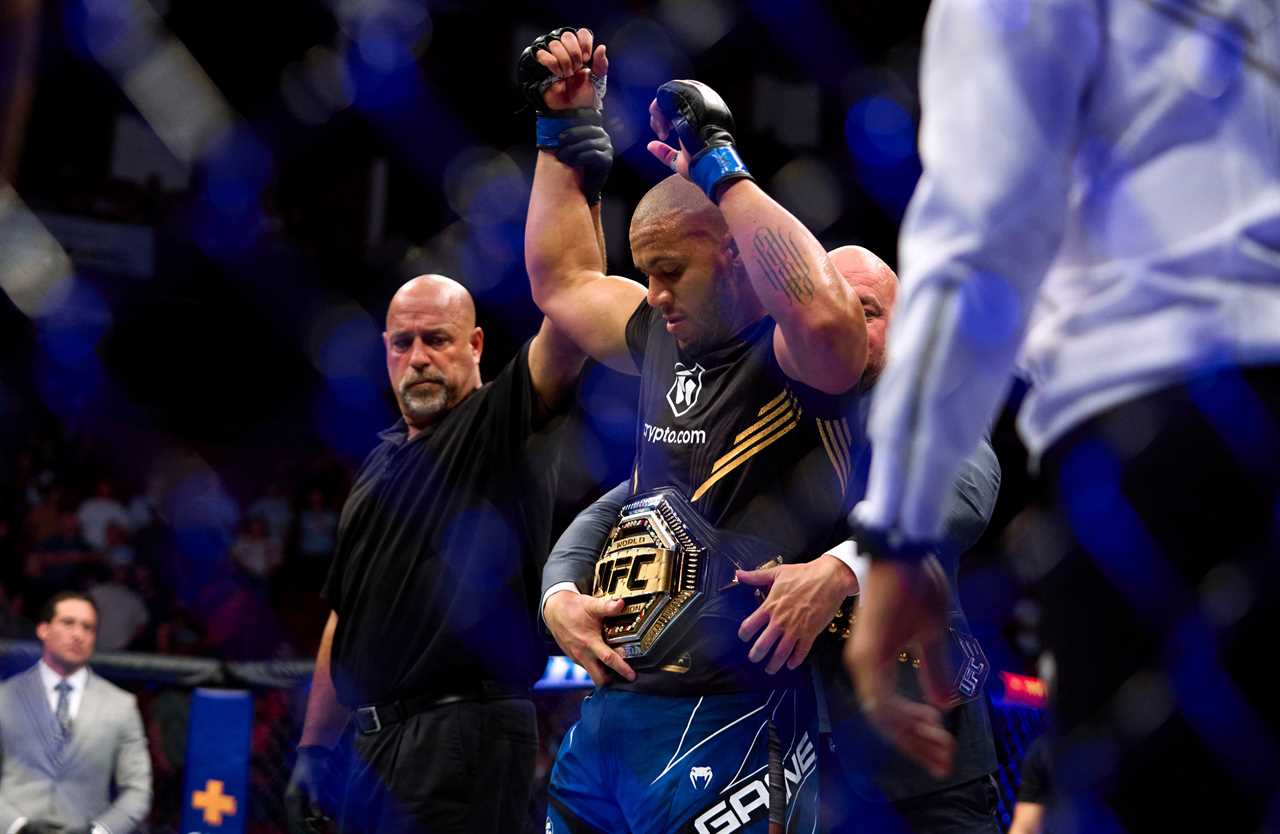 Watch Ciryl Gane stop Derrick Lewis brutally at UFC 265 in order to win the interim title. Francis Ngannou calls him out.
