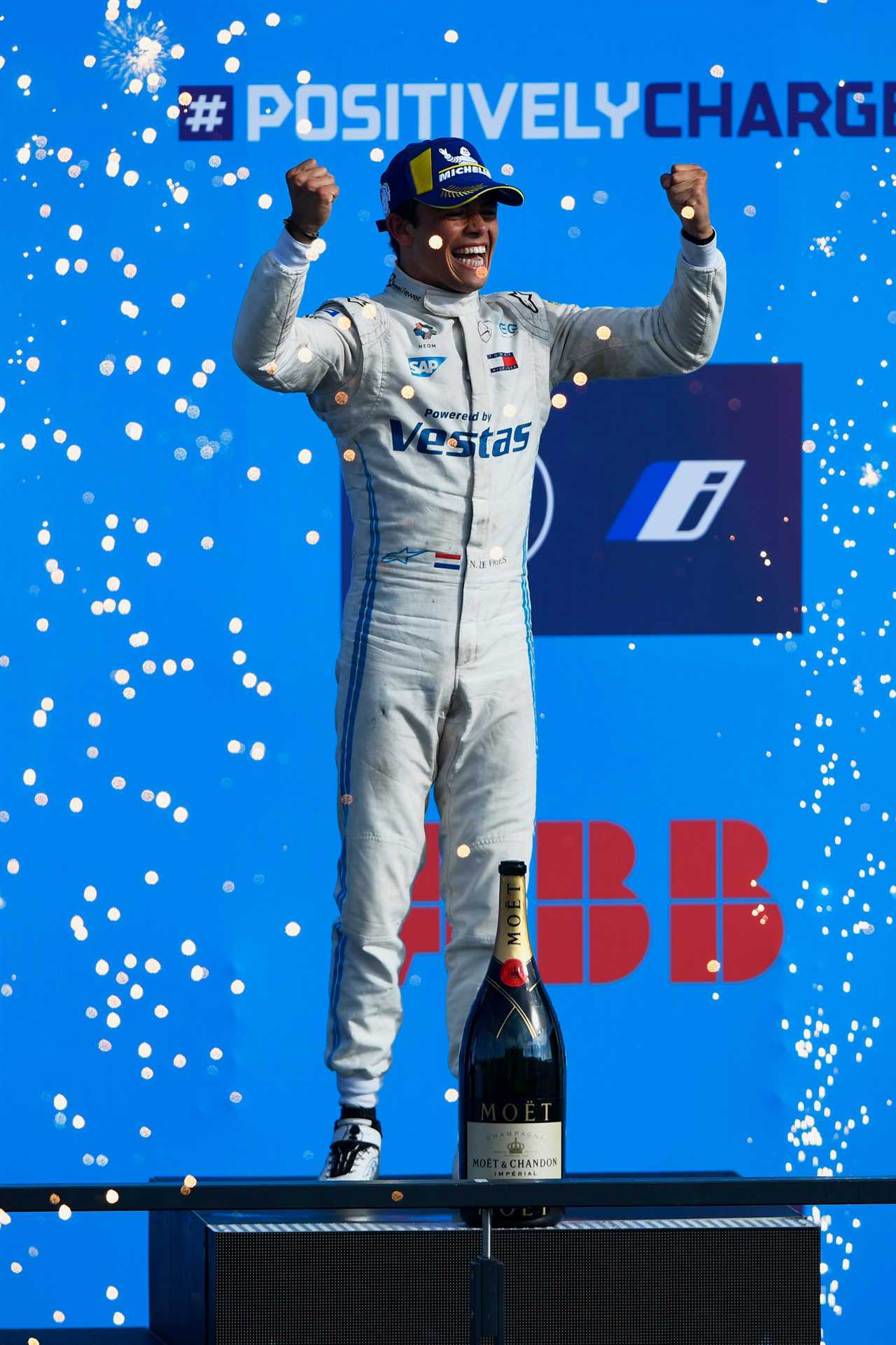 After three title rivals crashed out of the deciding race, Nyck De Vries wins Formula E drivers’ championship