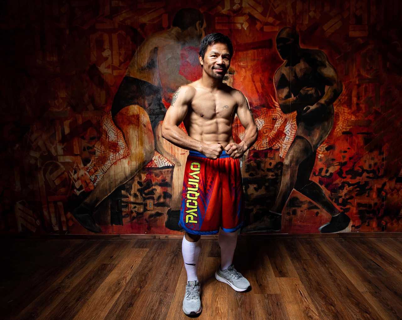 Manny Pacquiao agreed to fight Amir Khan before the collapsed, and still wants to fight in the UK