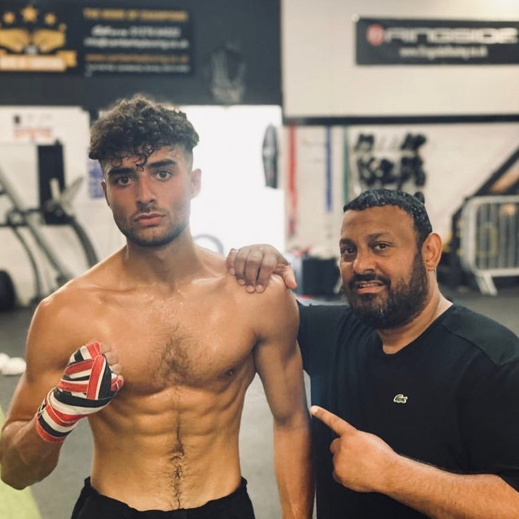 As he prepares for his pro debut, Prince Naseem Hamed, a Brit boxing legend, shows Aadam how sharp and clean he is in training.