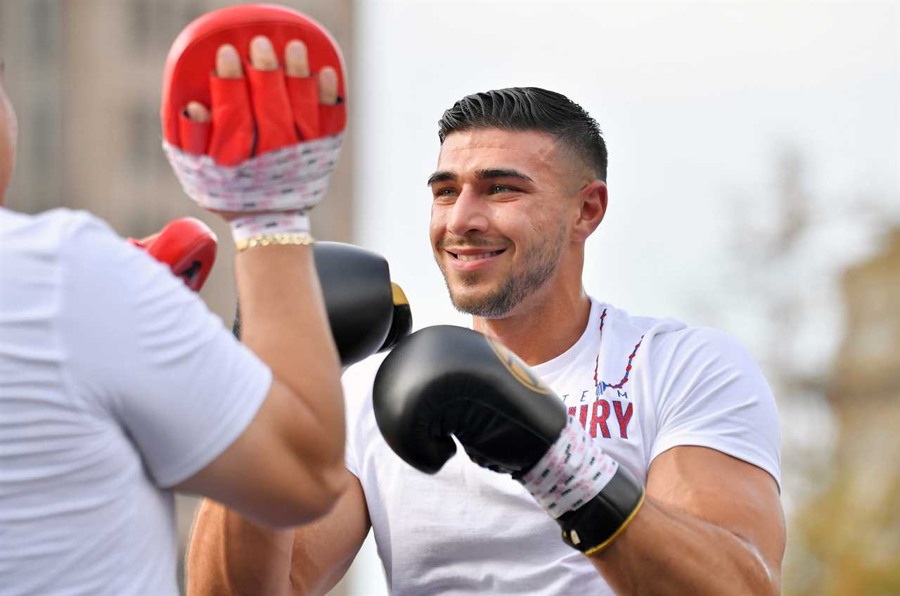 Jake Paul, Tommy Fury and Co practice in the street while boxing stars train for fights at star-studded live PPVs this weekend