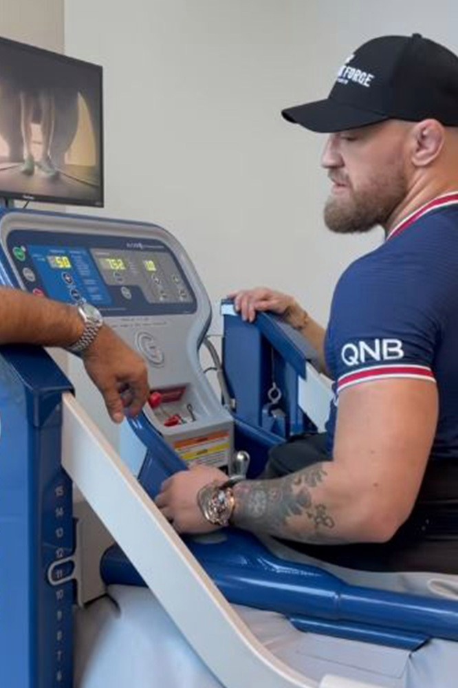 Conor McGregor is happy to take his first steps after the horror leg injury against Poirier seven week ago.