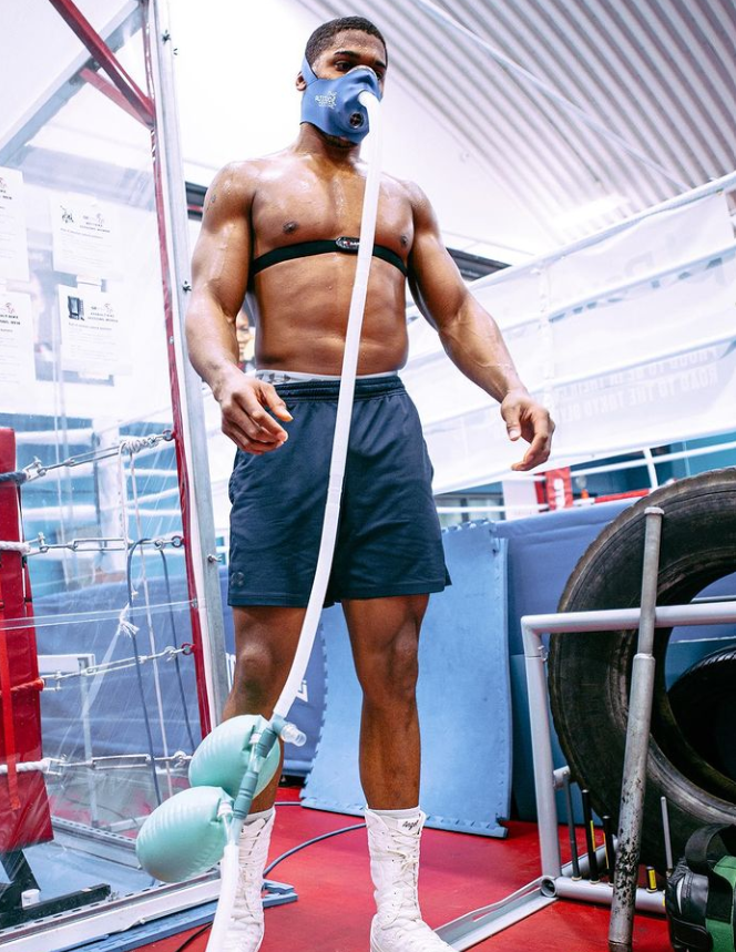 Anthony Joshua's coach shares his secret to body transformation: The champ gives up weight lifting in order to fight Oleksandr Usyk