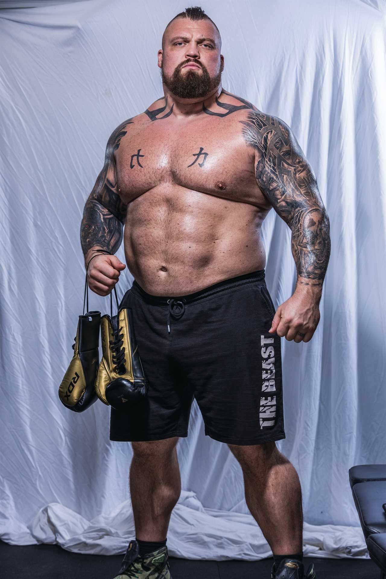 Eddie Hall shows remarkable body transformation after he loses six stone. He vows to KO Hafthor Bjornsson THIRD time.