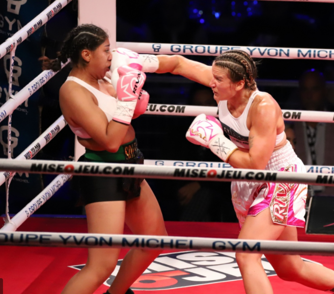 Boxer, 18, passes away with her husband.