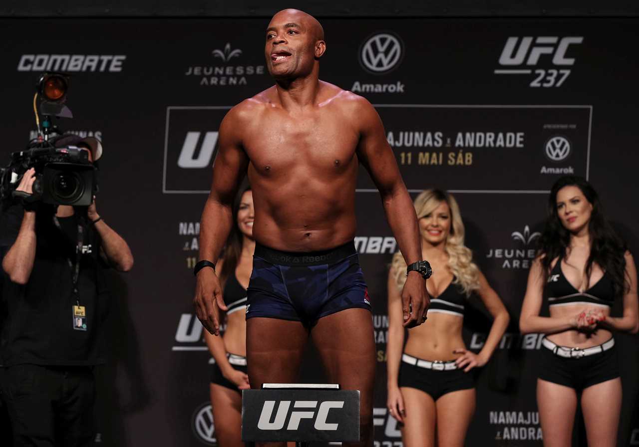 Conor McGregor attacks UFC roster for 'little support' after horror leg break, but thanks Anderson Silva