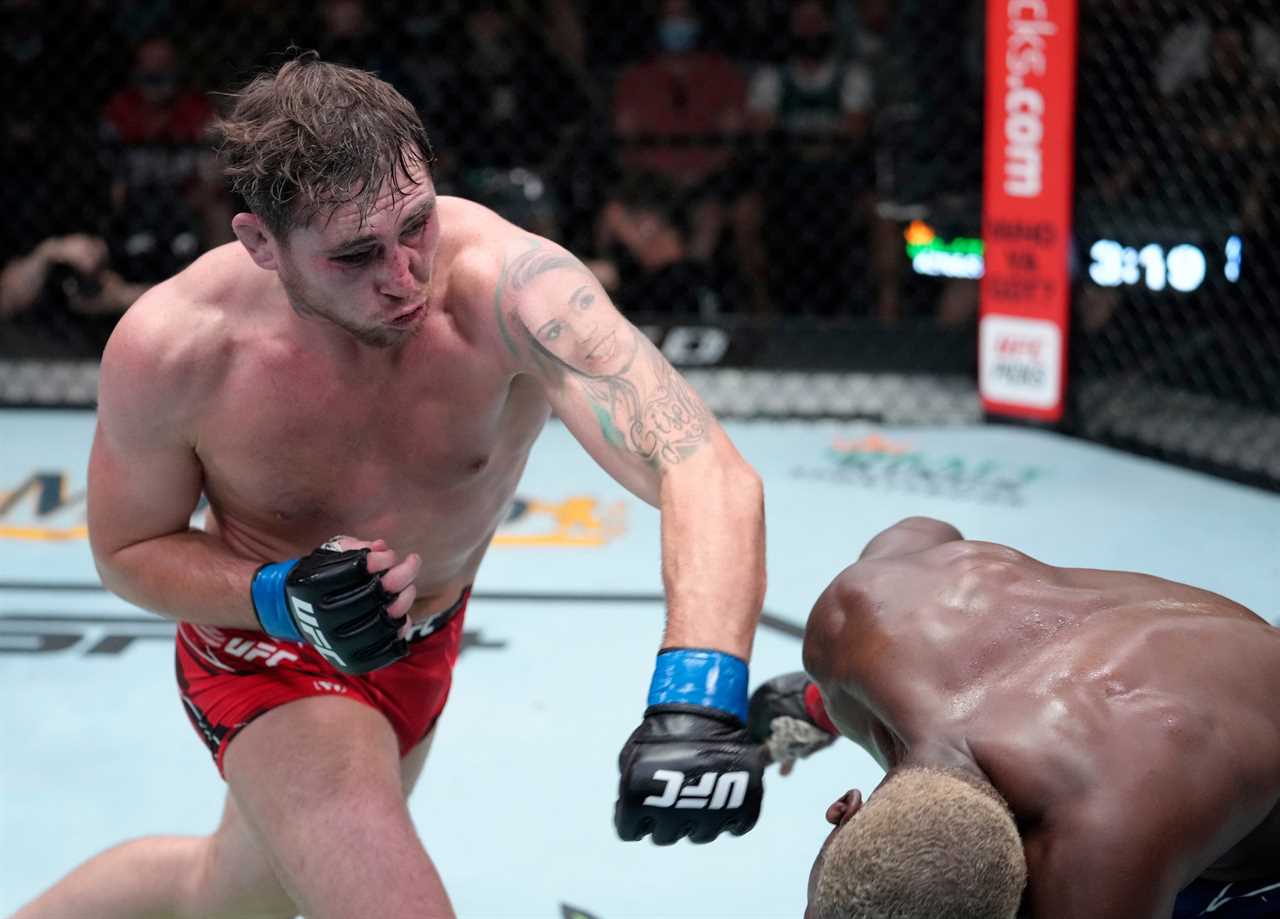 Darren Till was choked by Derek Brunson UFC Vegas 36. Paddy Pimblett, Molly McCann shine in Apex
