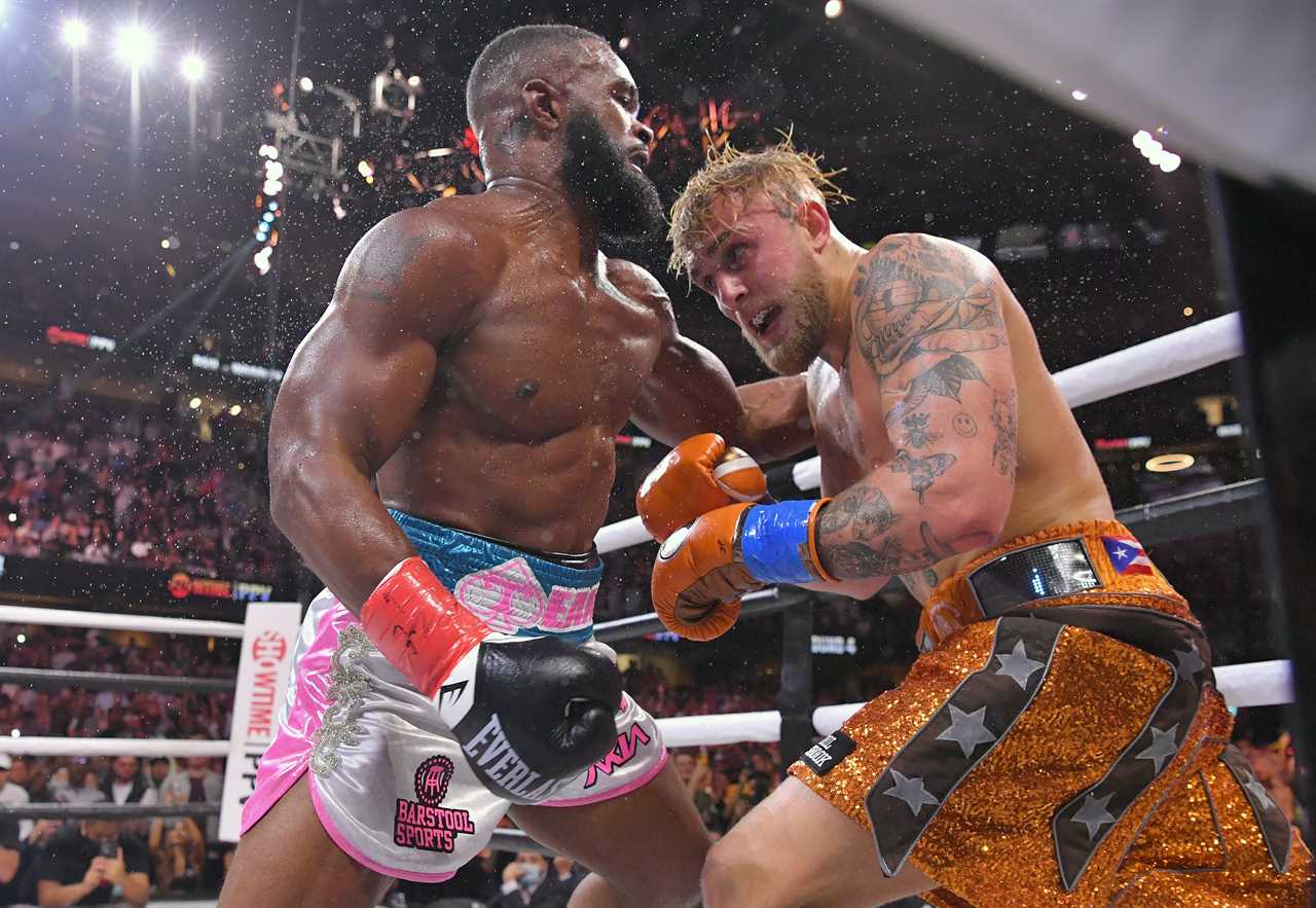 After beating Tyron Woodley, Ben Askren, an ex-UFC star, extends an olive branch to Jake Paul.