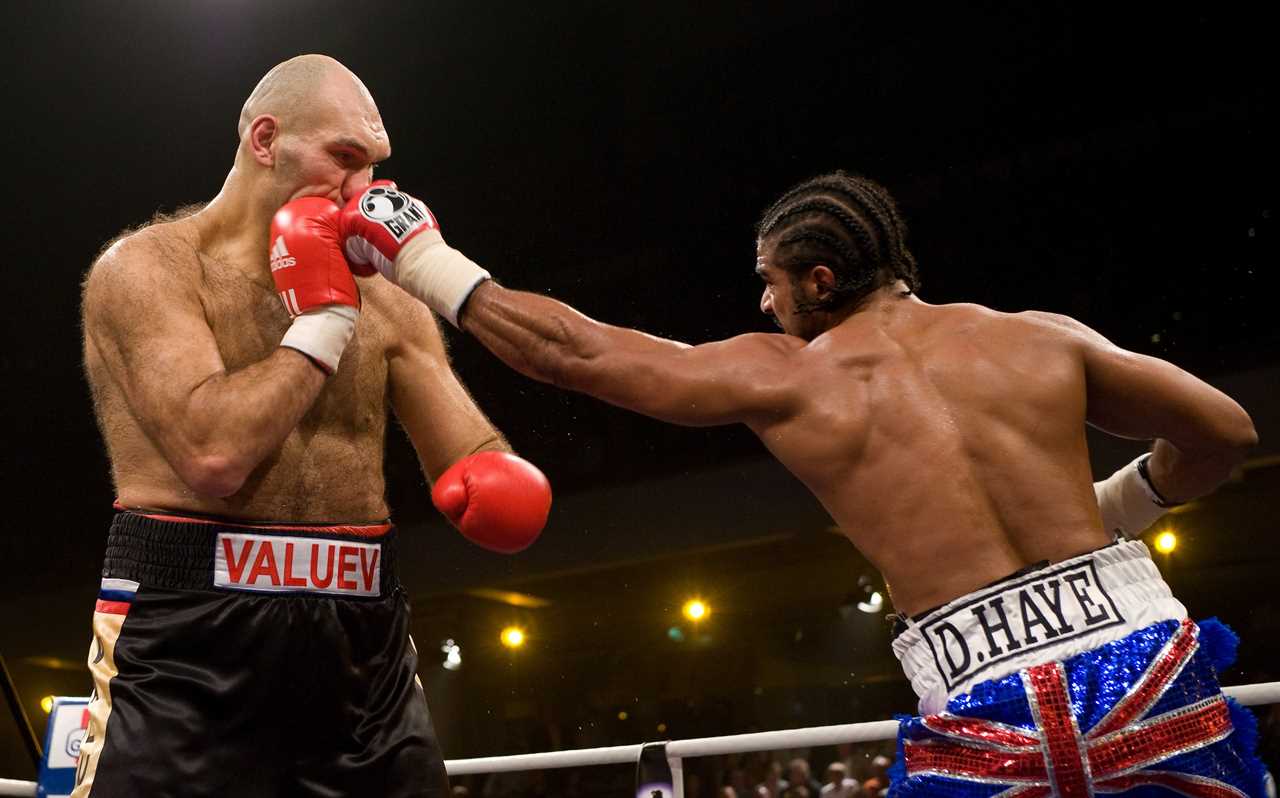 British boxing's best P4P performance over the last 30 years was achieved by Lewis and Fury, Calzaghe and Joshua, and Khan... but which one is your favorite?