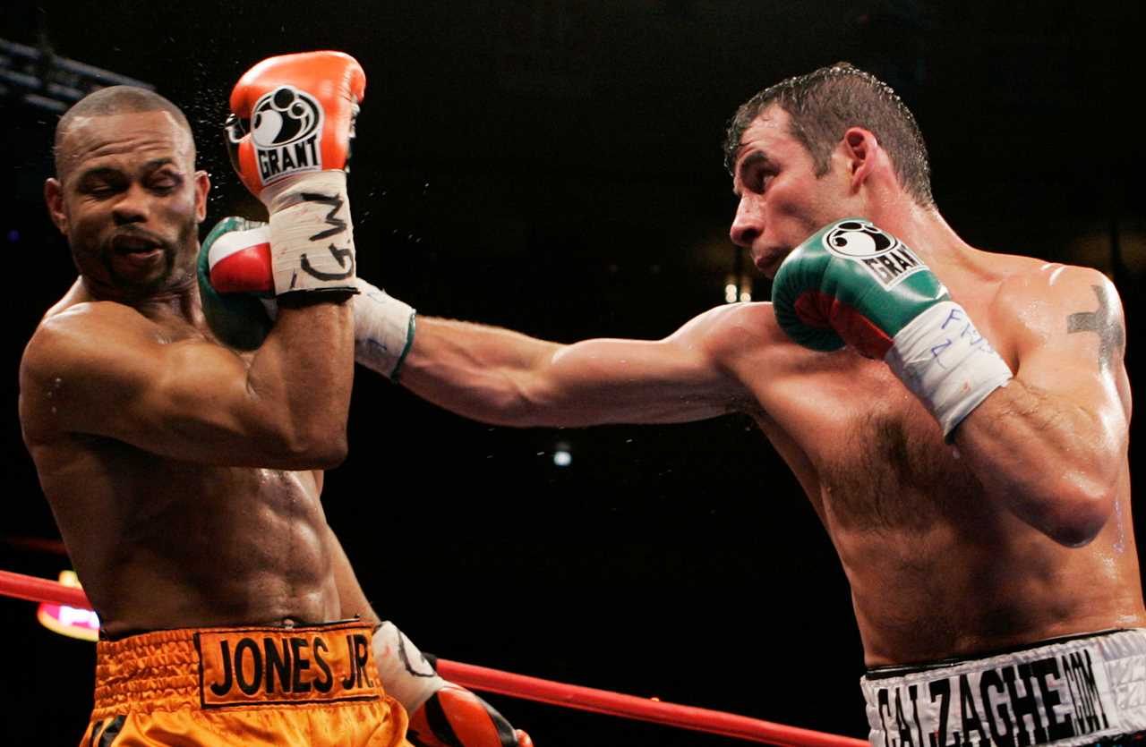 British boxing's best P4P performance over the last 30 years was achieved by Lewis and Fury, Calzaghe and Joshua, and Khan... but which one is your favorite?