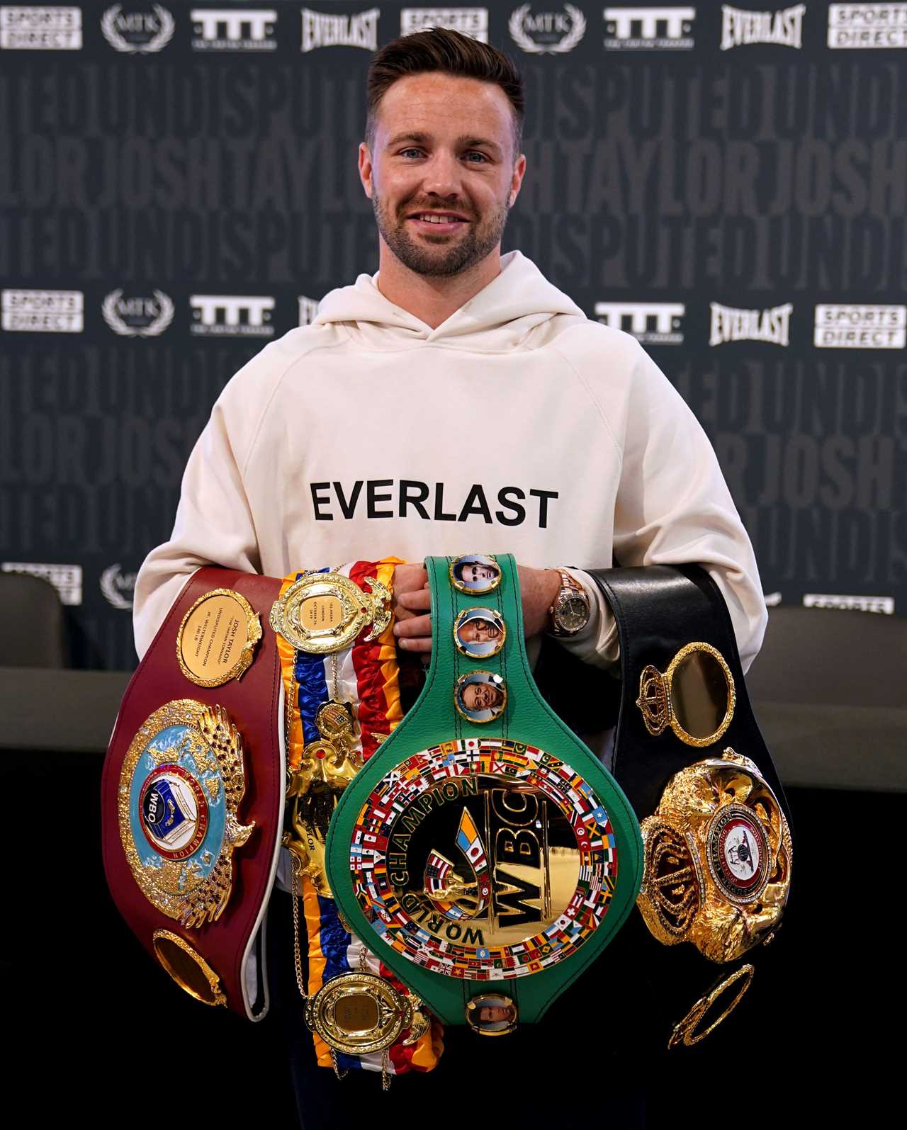 The top ten P4P fighters in boxing across all weight divisions are revealed, with Canelo and Anthony Joshua fighting it out