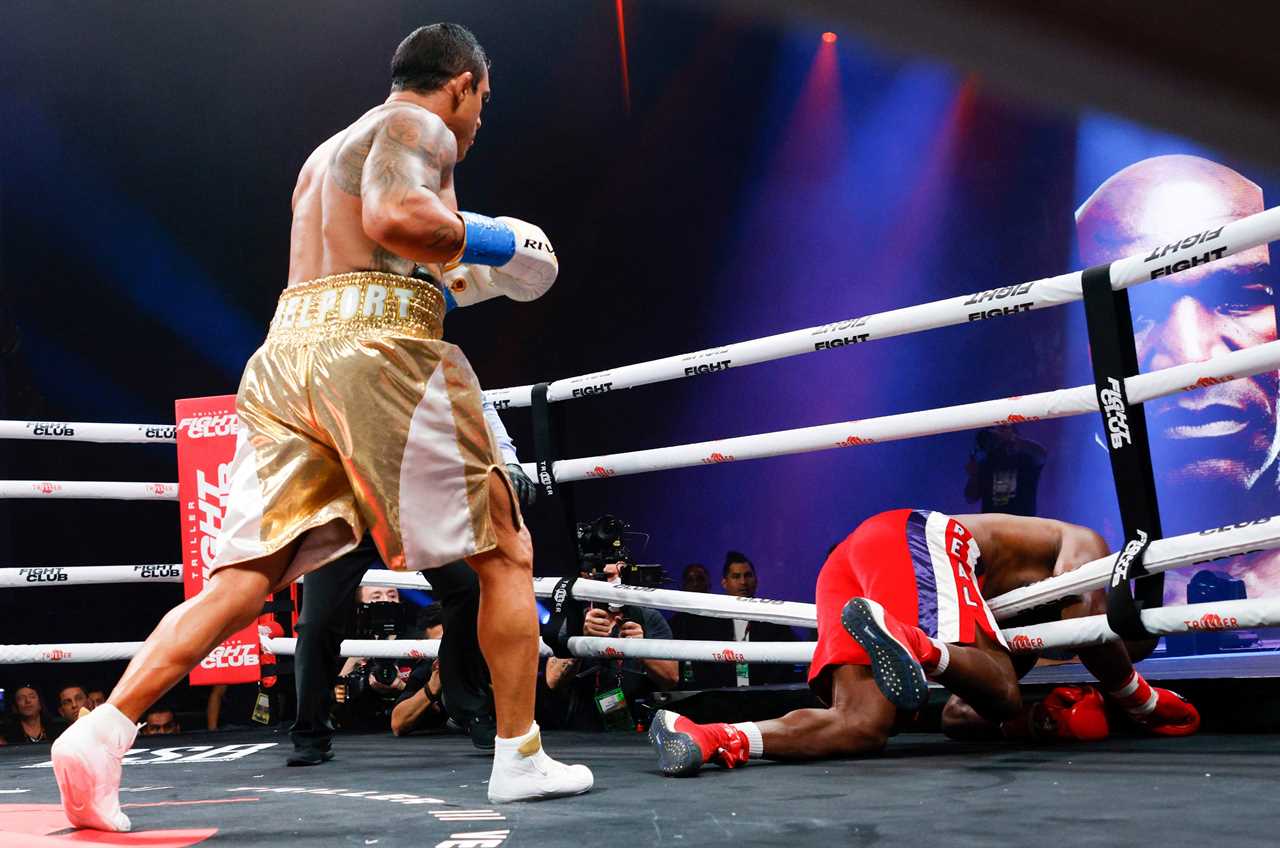 Evander Holyfield's fight against Vitor Belfort, ex-UFC champ, was deemed 'one the most saddest events in boxing'