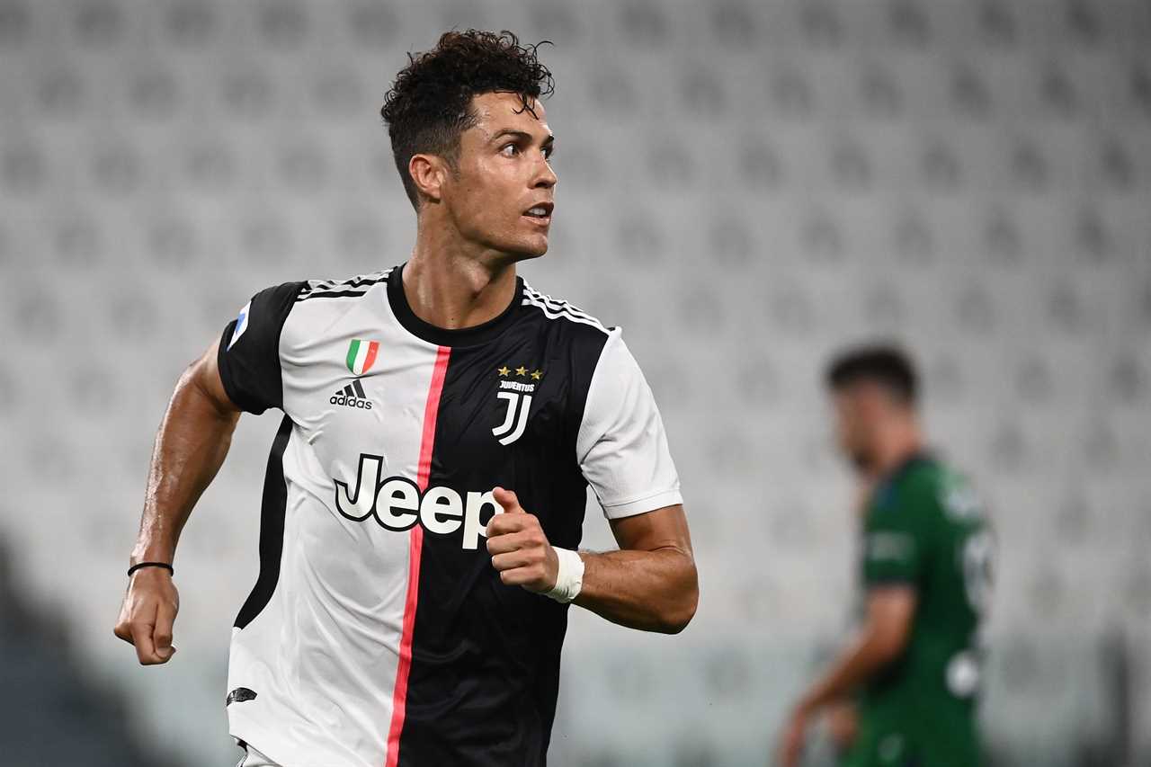 Ronaldo from Man Utd naps five times per day, while Dwayne John sleeps for four hours.