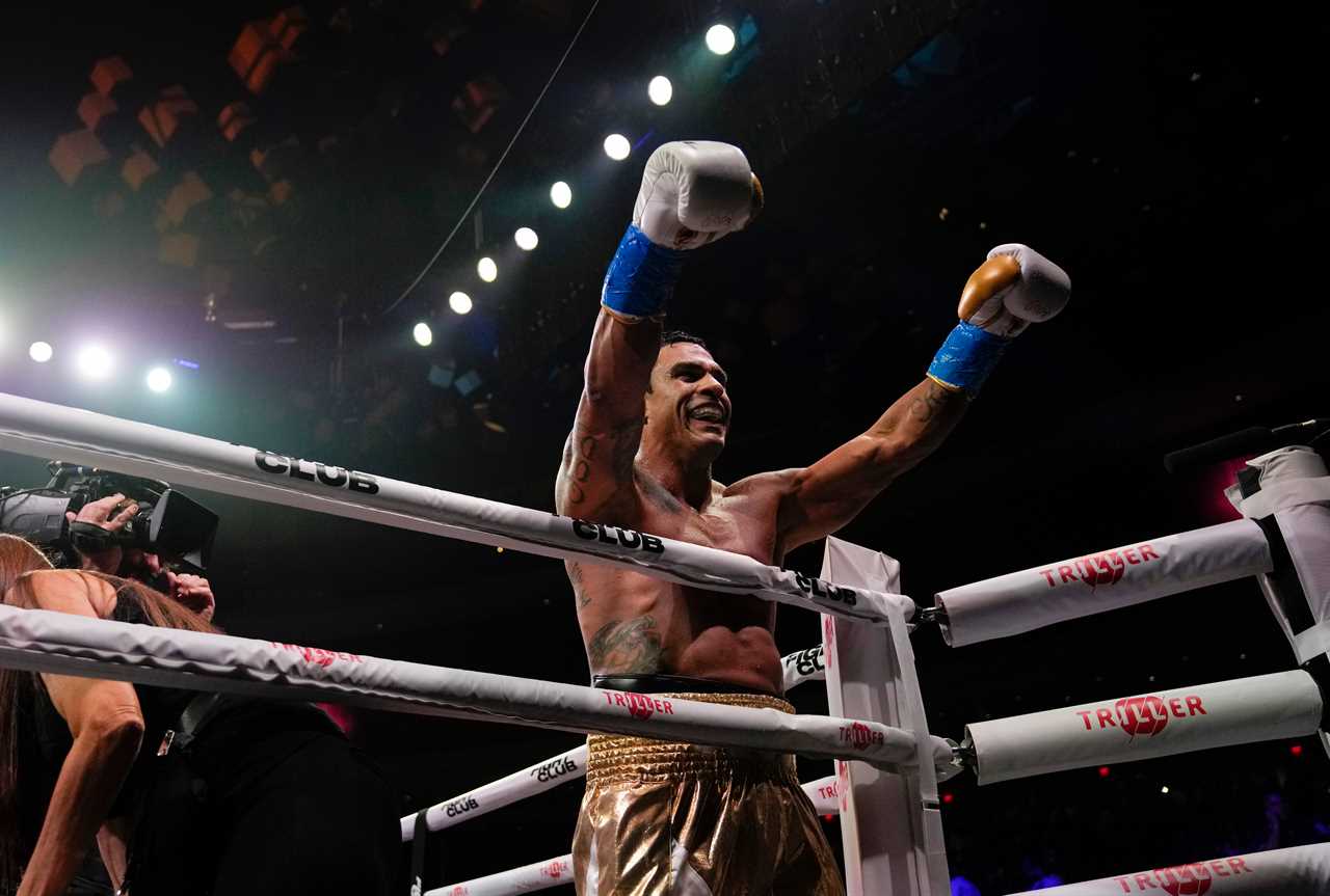 David Haye takes Vitor Belfort to task for celebrating the brutal KO of Evander Holyfield (58), in an exhibition