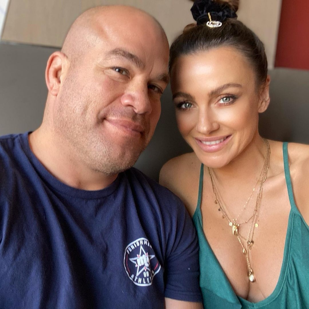 After KOing a UFC rival, Anderson Silva gave up his first-class plane ticket to Amber Ortiz's girlfriend.