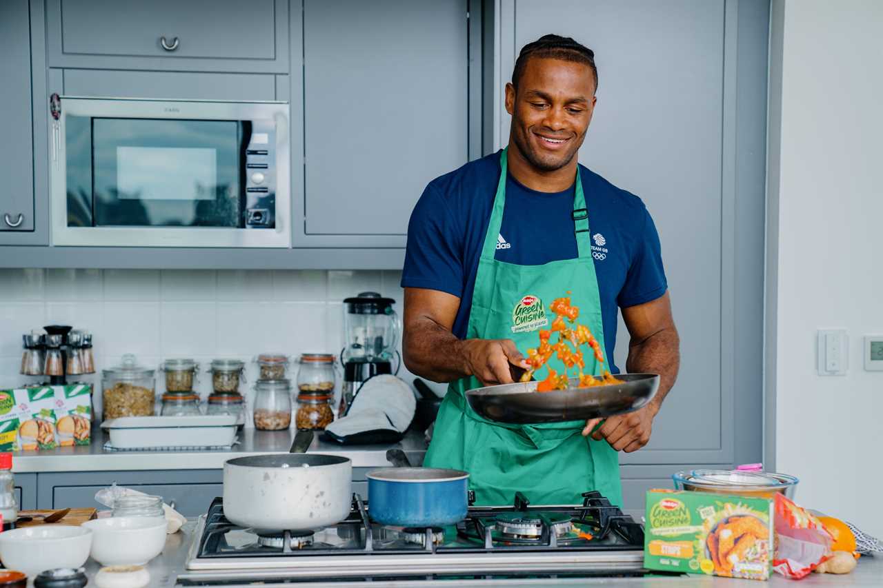 Cheavon Clarke's vegan training program and the Olympic heavyweight boxer, Cheavon Clarke.