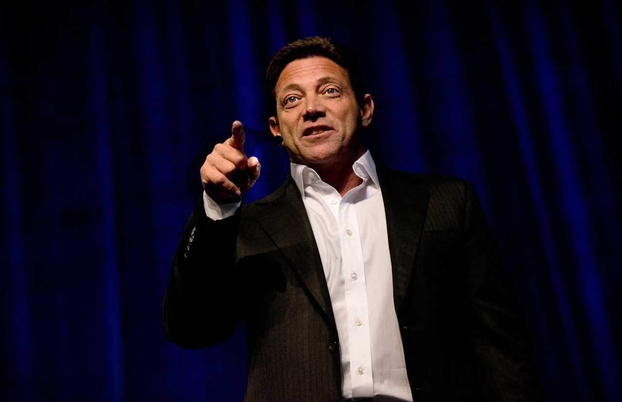 Wolf of Wall Street Jordan Belfort praises Logan Paul, but claims that Floyd Mayweather's fight was 'obviously staged.