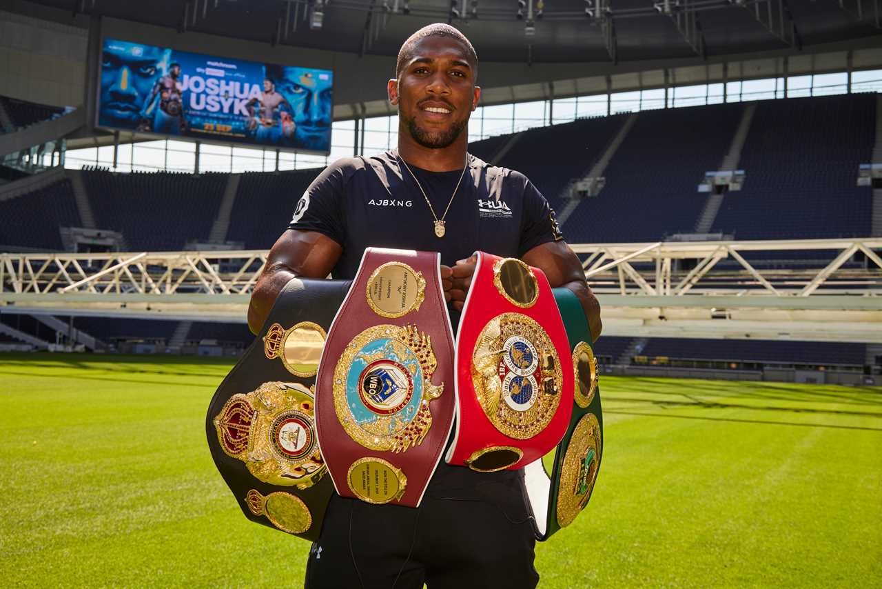 Hearn tours Tottenham Stadium before Anthony Joshua vs Oleksandr Uzyk, with AJ going home in the dressing room