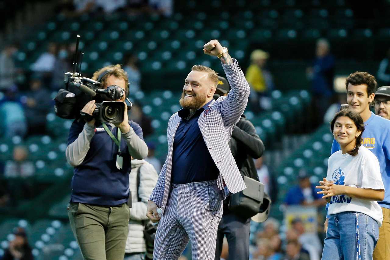UFC ace Conor McGregor's 'WORST FIRST PITCH IN HISTORY' throws at Chicago Cubs game. This will leave commentators stunned