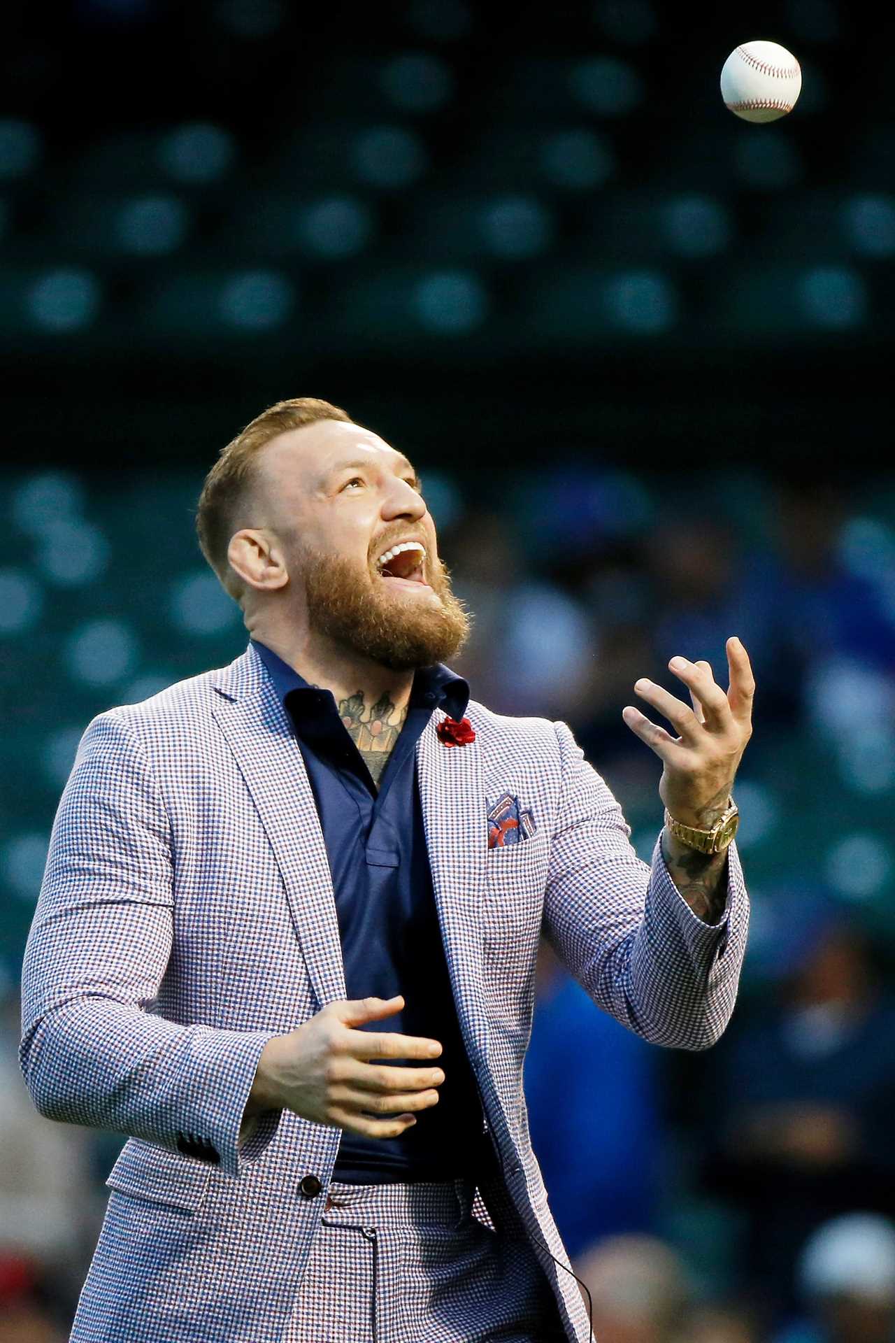 UFC ace Conor McGregor's 'WORST FIRST PITCH IN HISTORY' throws at Chicago Cubs game. This will leave commentators stunned