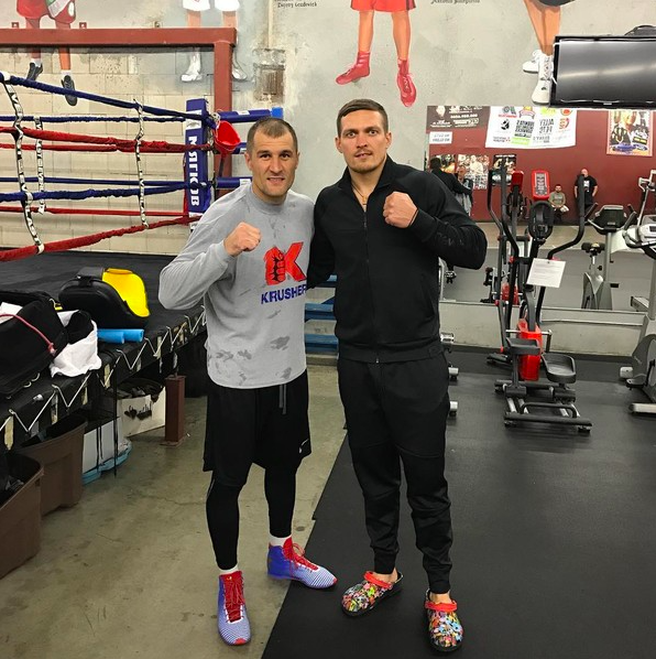 Anthony Joshua vs Oleksandr Uzyk predictions: Tyson Fury backs AJ, but an ex-champ believes that Ukrainian will win the fight '10,000%'