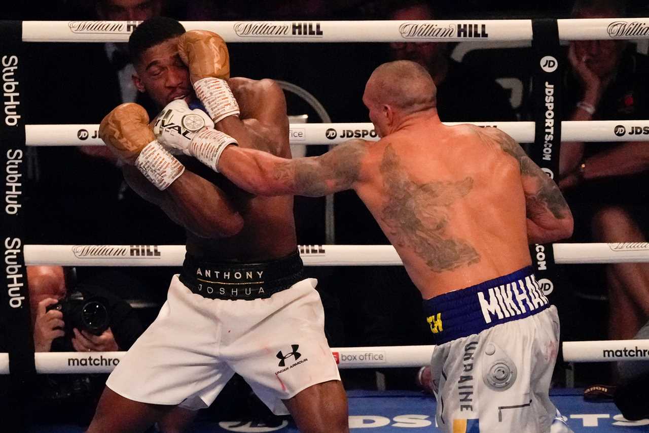 Anthony Joshua loses the chance to fight Tyson Fury in a PS500m Tyson Fury superfight. Oleksandr Usyk seizes his heavyweight belts and scores points