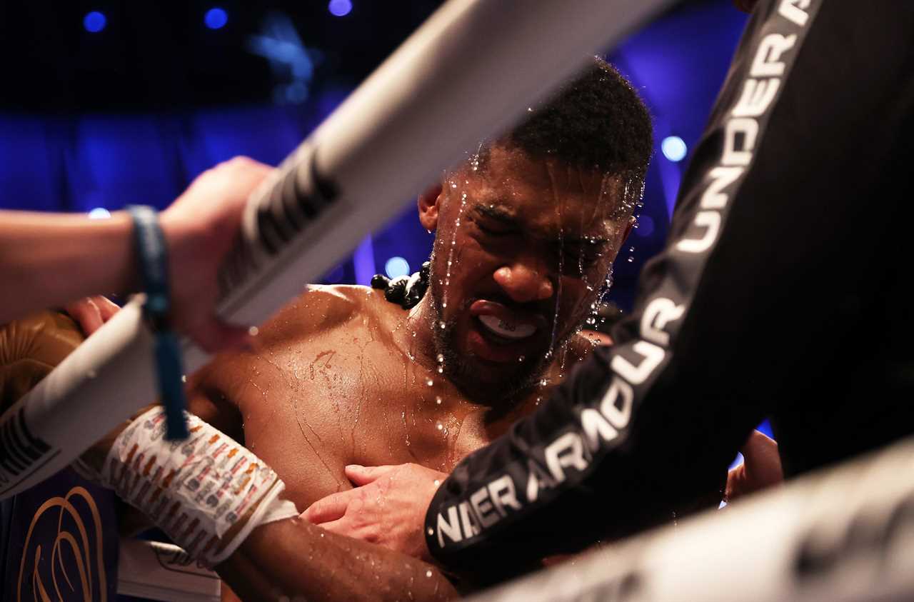 Round-by-round: Anthony Joshua vs Oleksandr Uzyk: What a shock win for Ukraine!