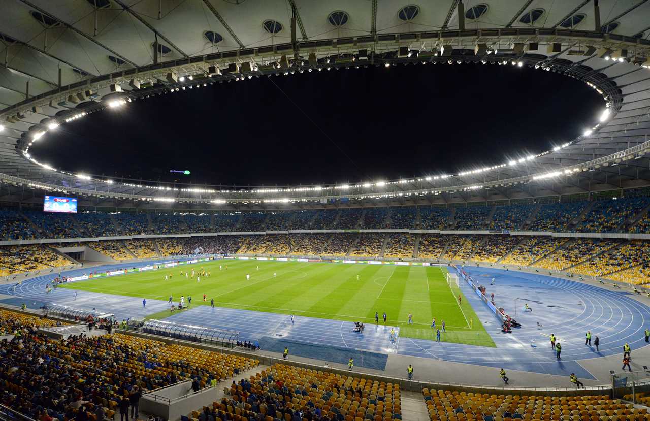 Oleksandr Usyk would like Anthony Joshua to rematch at the Olympic Stadium in KIEV, seating 70,000. Eddie Hearn however suggests a UK fight
