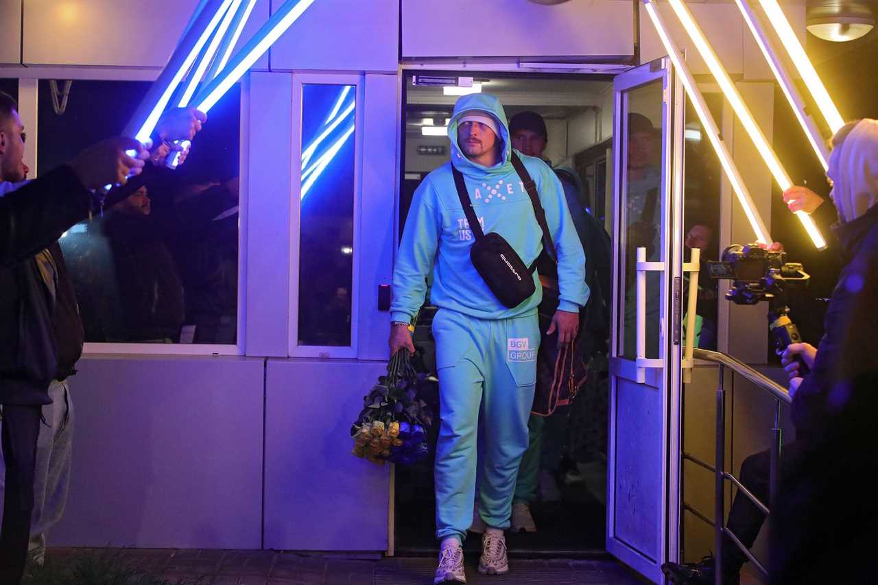 After smashing Anthony Joshua, Oleksandr Usyk plans to spend time with his wife and children.