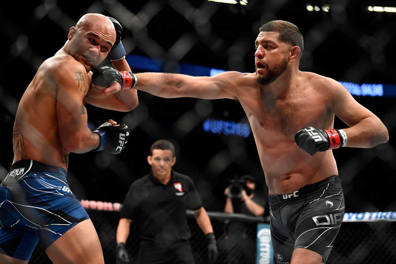 Conor McGregor labels Nate Diaz's boxing abilities 'p ***'' compared to brother Nick, and goesads rival with the statement 'I made it'