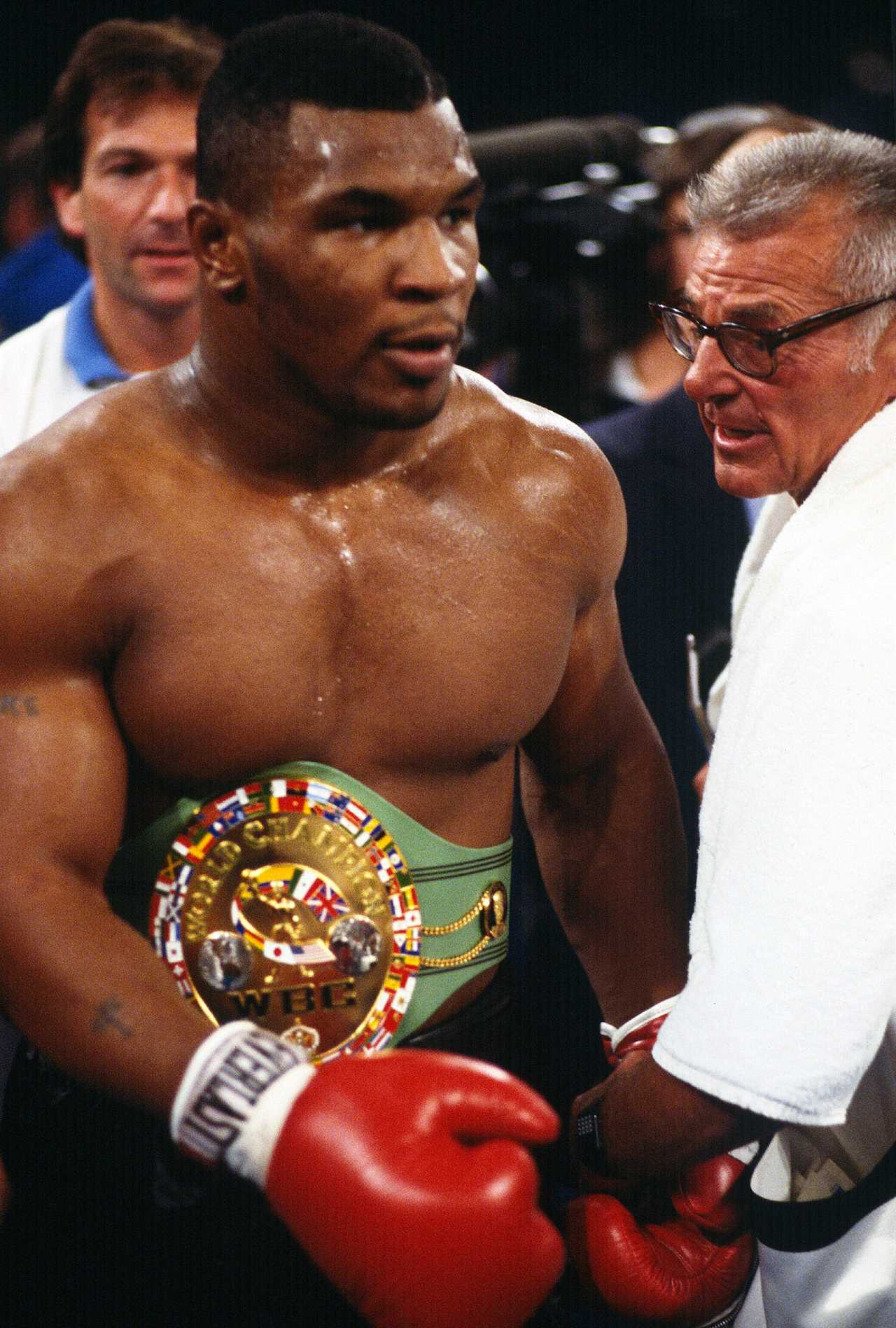 Mike Tyson claims that Anthony Joshua and Oleksandr Uzyk had 'bad days' and asks him if he could have beat them in his prime'.