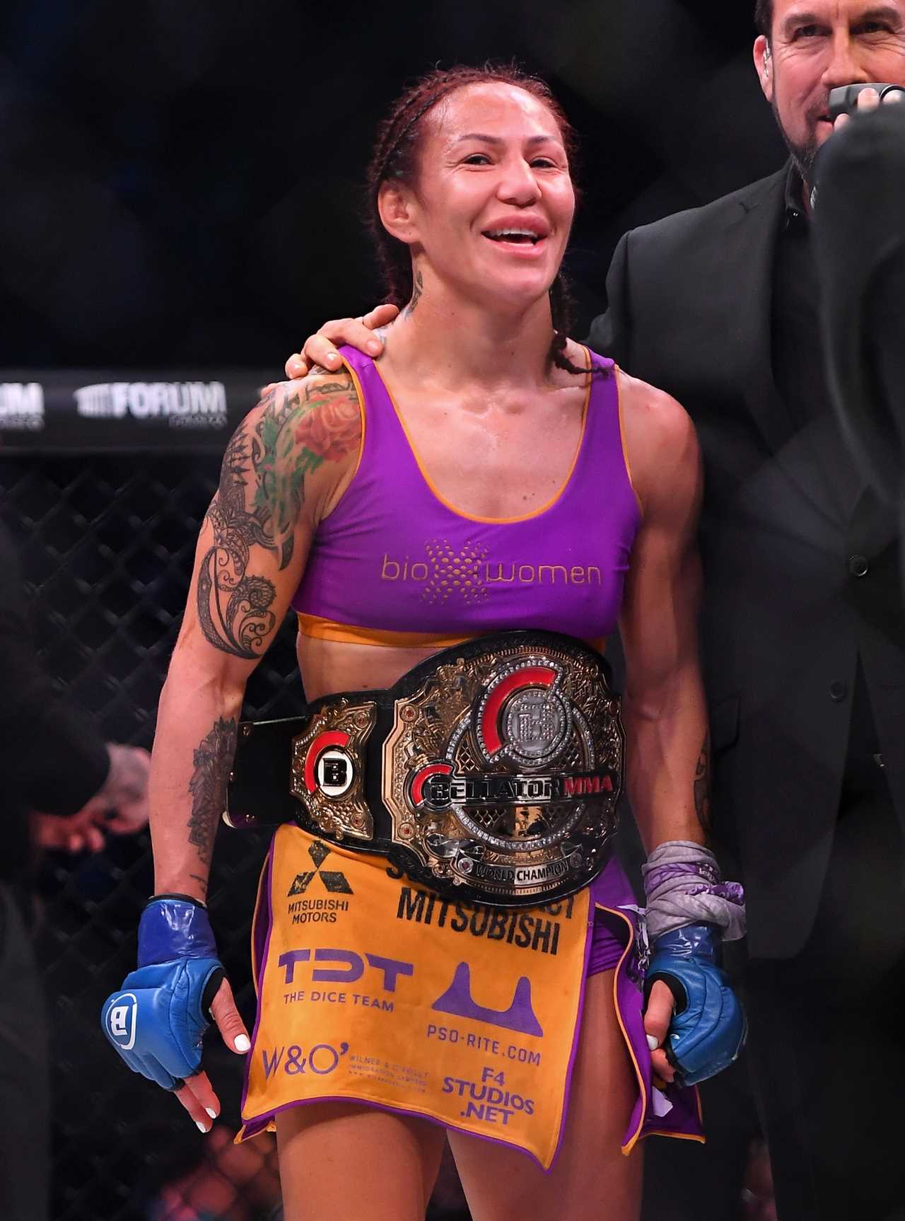 Sinead Kavanagh, a MMA ace from Ireland, is confident she could 'do an Amanda nunes job' on Bellator Champ Cris Cborg if given the opportunity