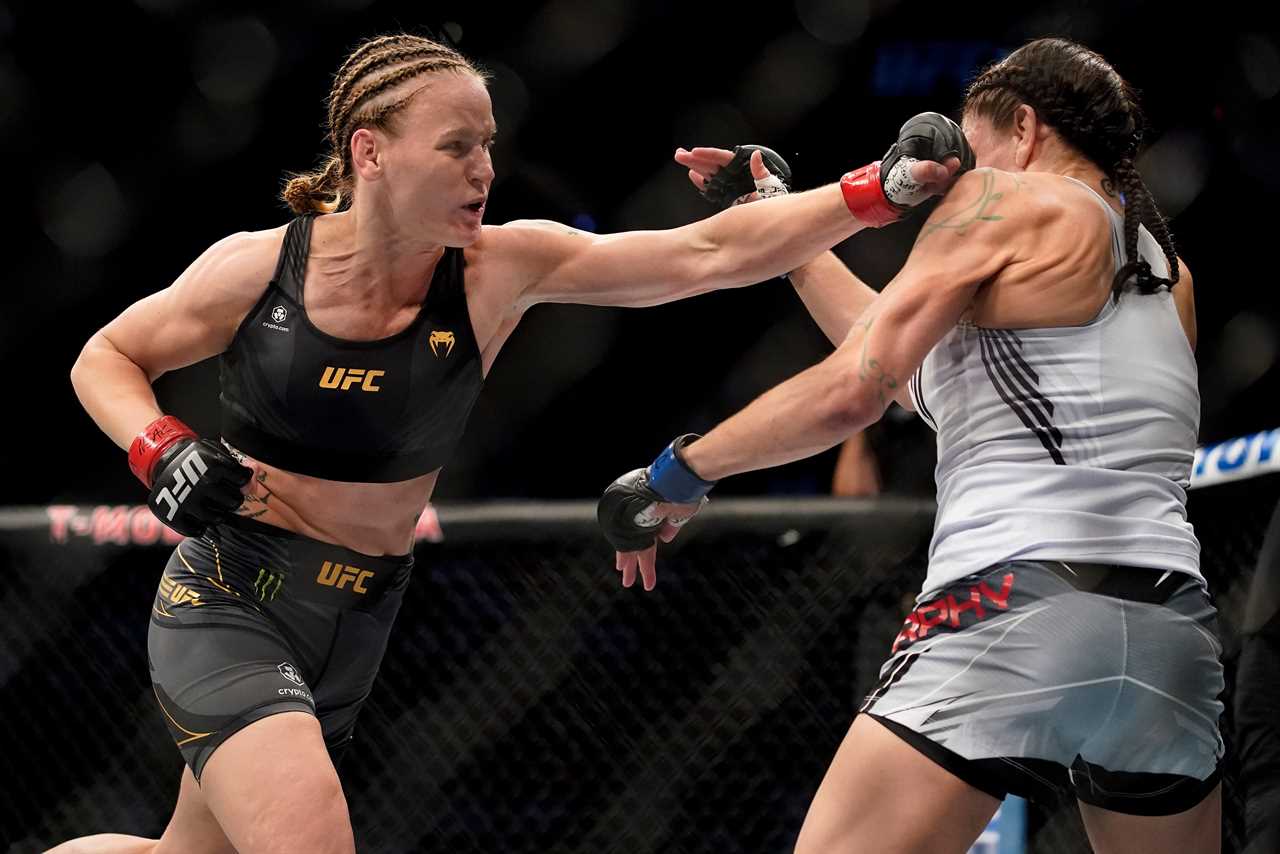 Valentina Shevchenko slams Khabib, saying no one has right to call UFC ring girl 'useless.