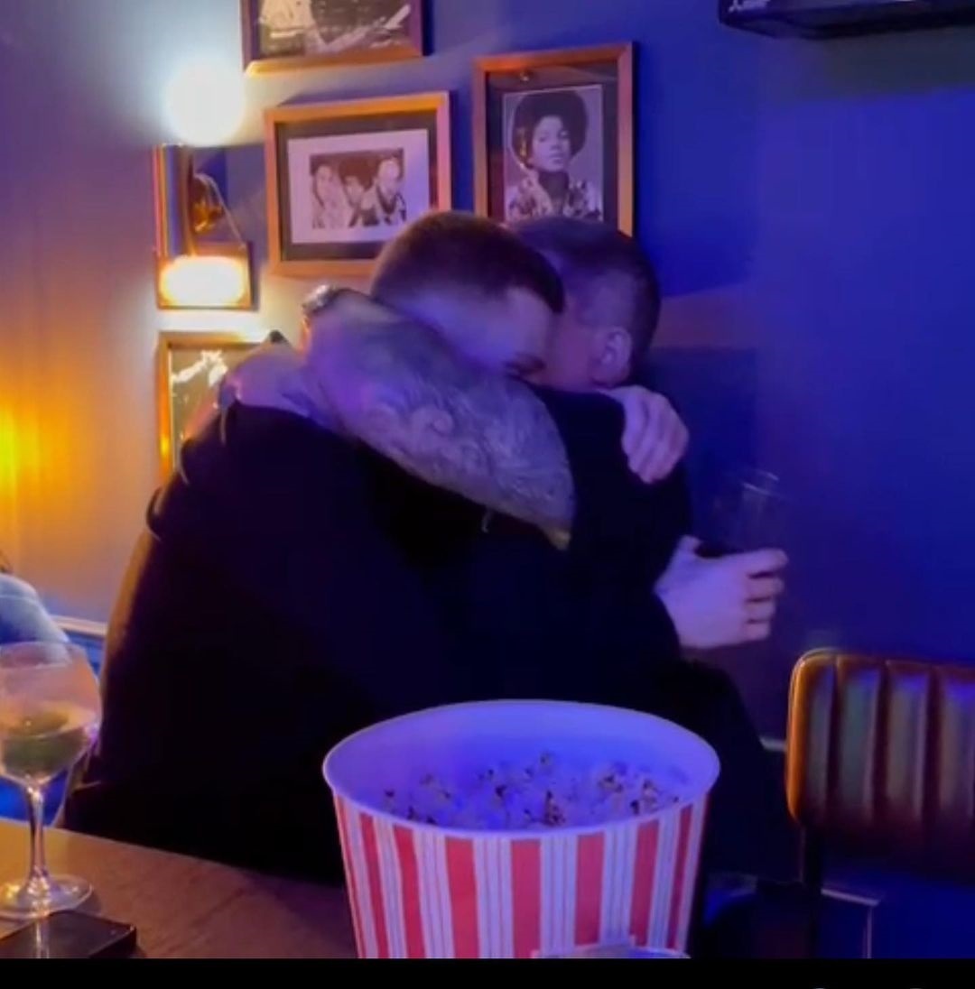 After a contentious win, Ricky Hatton advises Campbell to ignore the 'keyboard crew' as they watch Man City lose together