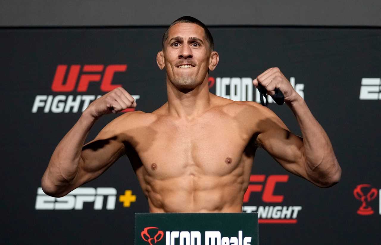 UFC Vegas 38 opponent Niko price tells Alex Oliveira, father of 11, to get a vasectomy as a rival announces her pregnancy news