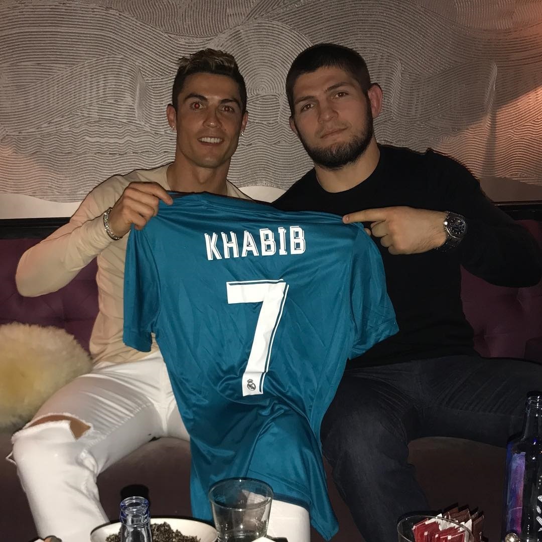 Khabib threatens to KICK OUT any player asking for Cristiano Ronaldo’s shirt, as he wants his Man Utd pal’s shirt