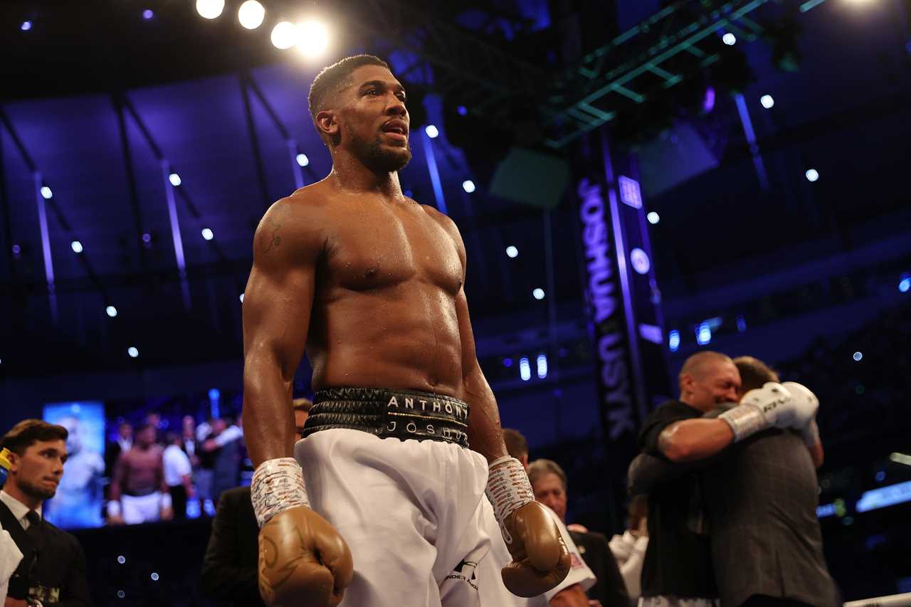 Tyson Fury criticizes Anthony Joshua's bulls ***' sport science approach to boxing because it's all about the biggest balls