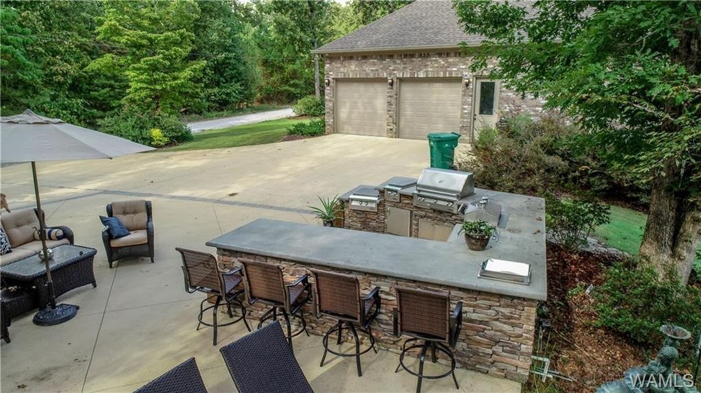 The outside kitchen is perfect for a BBQ