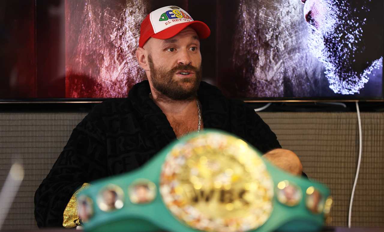 Tyson Fury in Las Vegas, despite masturbating EVEN times per day before 2020 Wilder (KO)
