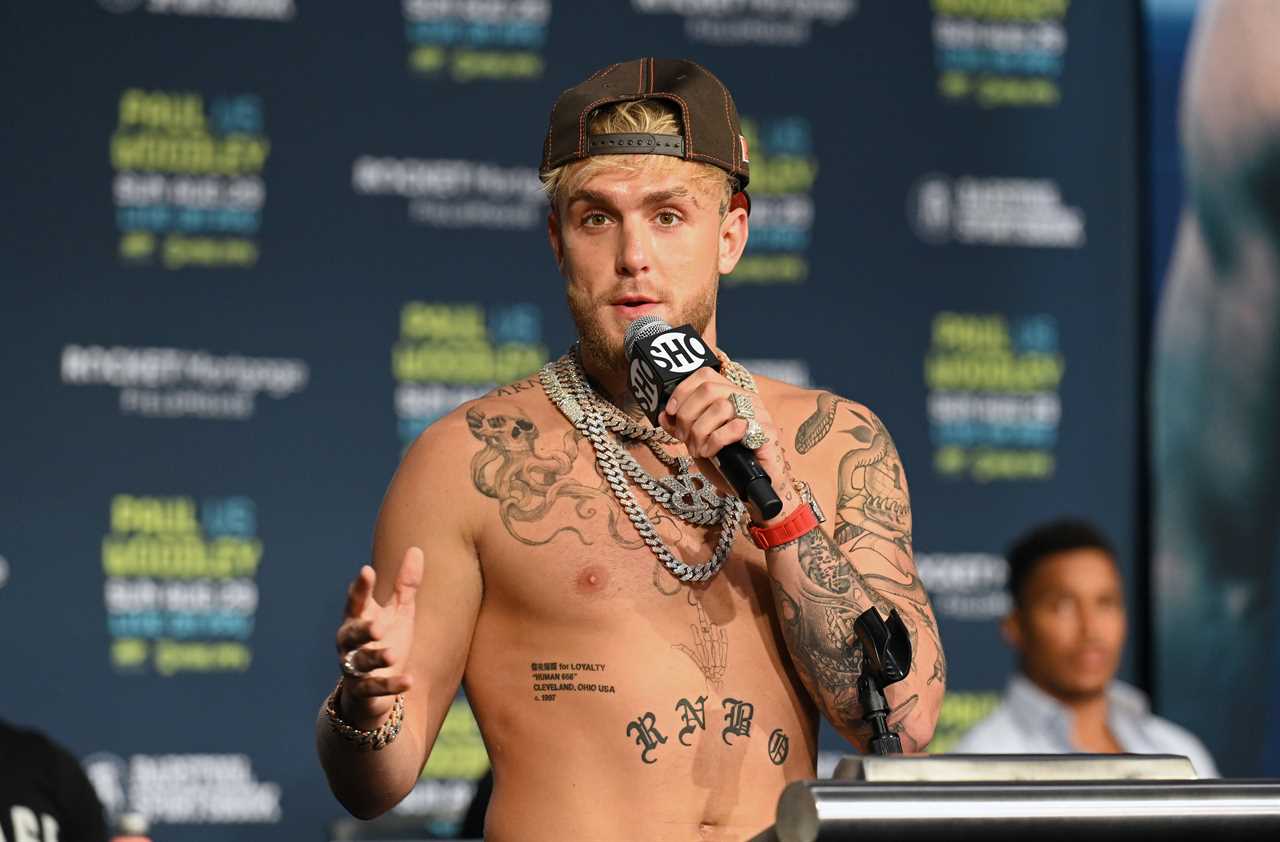 Floyd Mayweather 'in negotiations to fight Jake Paul pro boxing bout after YouTuber sent her disrespectful DM'