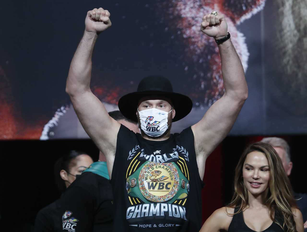 Tyson Fury is almost THREE STONE more than Deontay wilder, but the pair are separated on stage