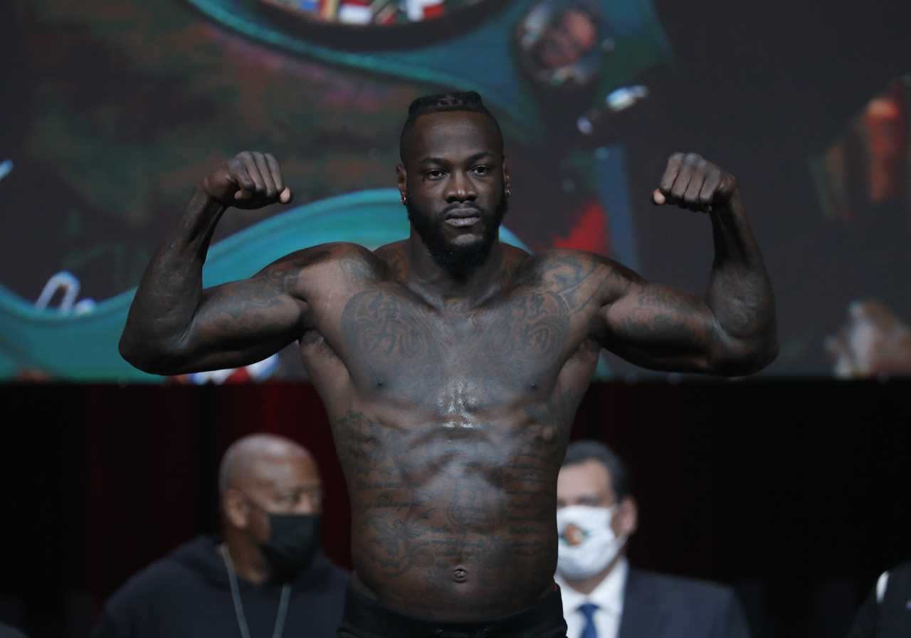 Tyson Fury is almost THREE STONE more than Deontay wilder, but the pair are separated on stage