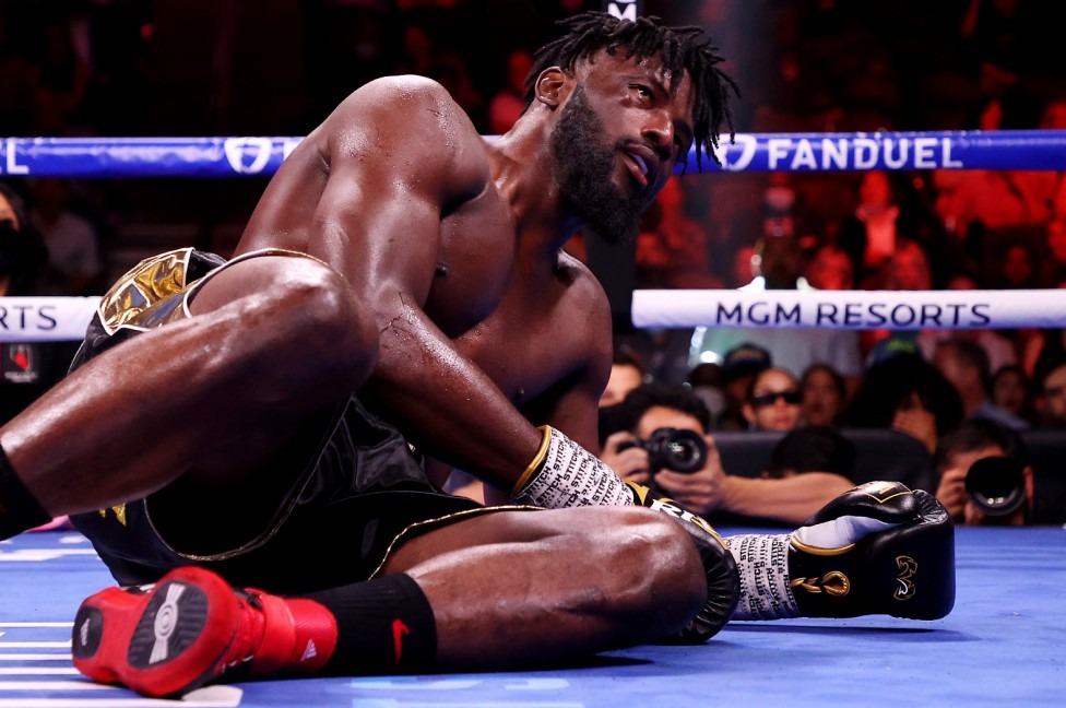 As Fury vs Wilder crowd gasps, watch Frank Sanchez hit Efe Ajagba in a controversial moment.