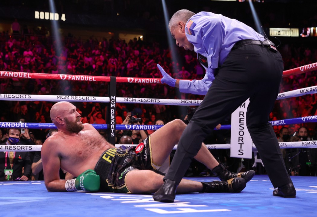 Deontay Wilder supporters claim that he was 'robbed in Tyson Fury's loss. They claim that count was slow after Gyspy Kings was knocked out.
