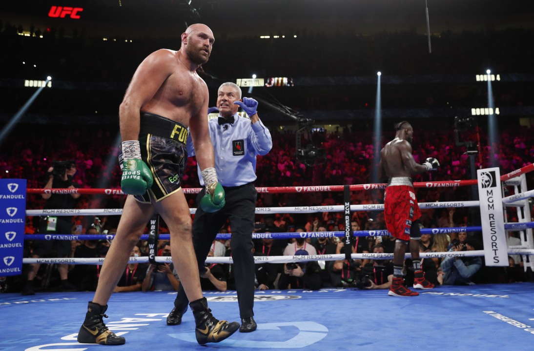 Deontay Wilder supporters claim that he was 'robbed in Tyson Fury's loss. They claim that count was slow after Gyspy Kings was knocked out.