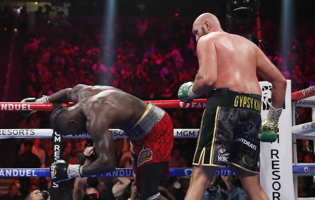 Watch the 'best knockout ever' by Tyson Fury as he beat Deontay wilder in 11th Round to win epic trilogy fight at Las Vegas