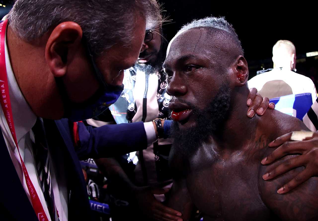 Watch the 'best knockout ever' by Tyson Fury as he beat Deontay wilder in 11th Round to win epic trilogy fight at Las Vegas