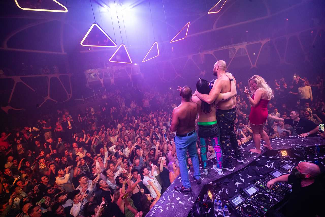 Tommy and Tyson Fury dance naked with Paris at wild Gypsy King party singing 'American Pie to the crowd
